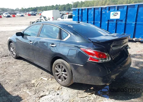 2015 Nissan Altima 2.5 S z USA, uszkodzony, nr VIN 1N4AL3AP9FC588714